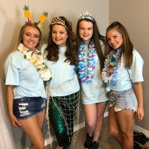 Meet your Posher, Cara